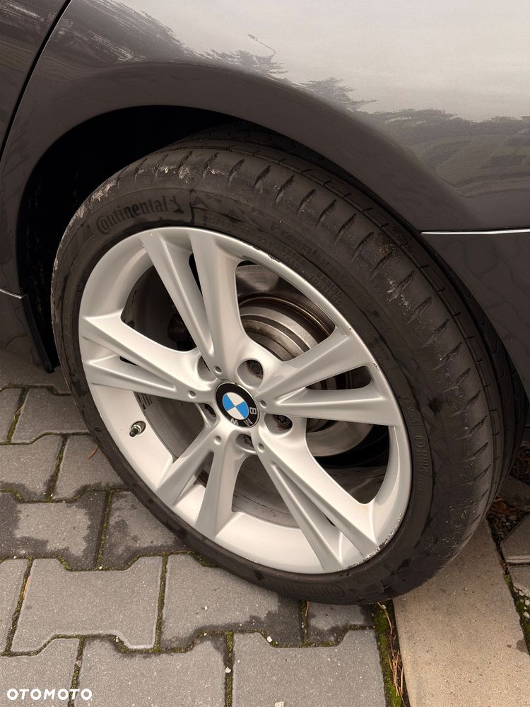 BMW Seria 3 320d Luxury Line - 13