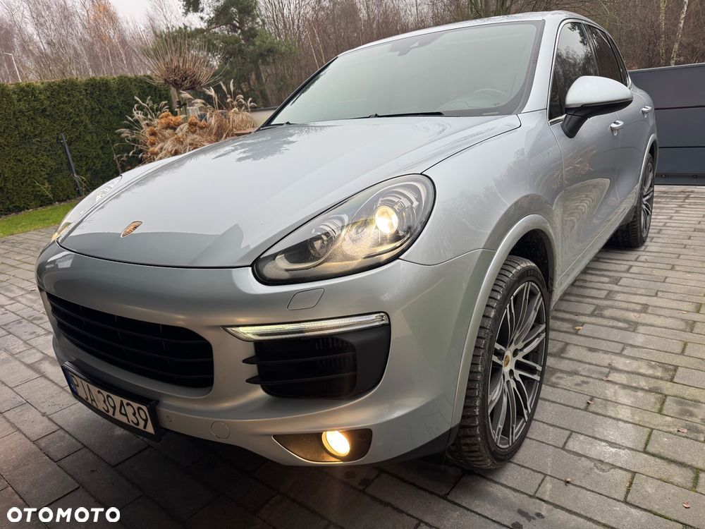 Porsche Cayenne - 25