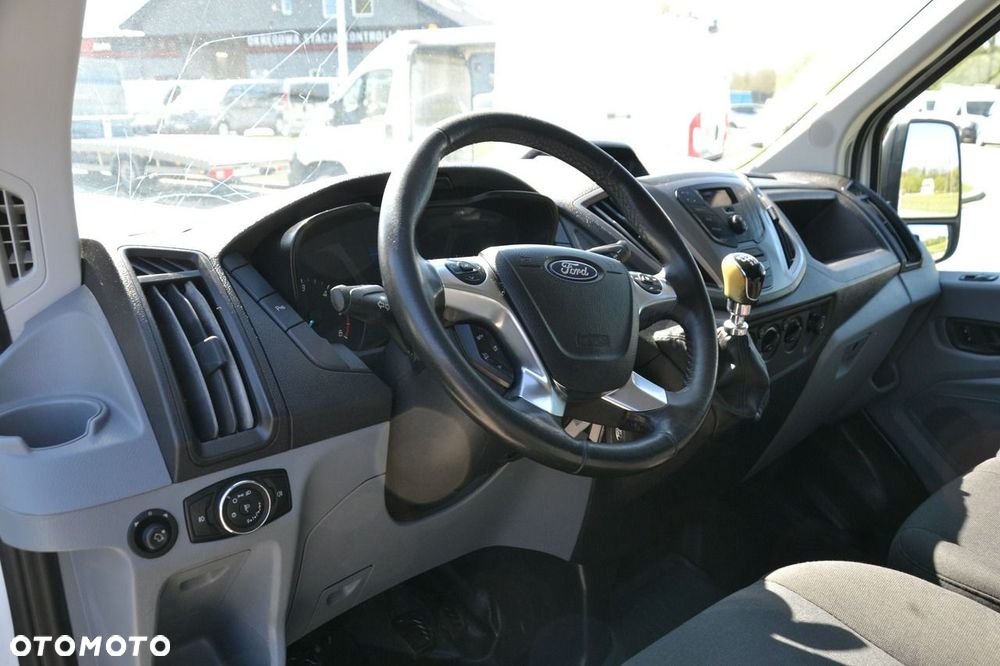 Ford Transit - 15