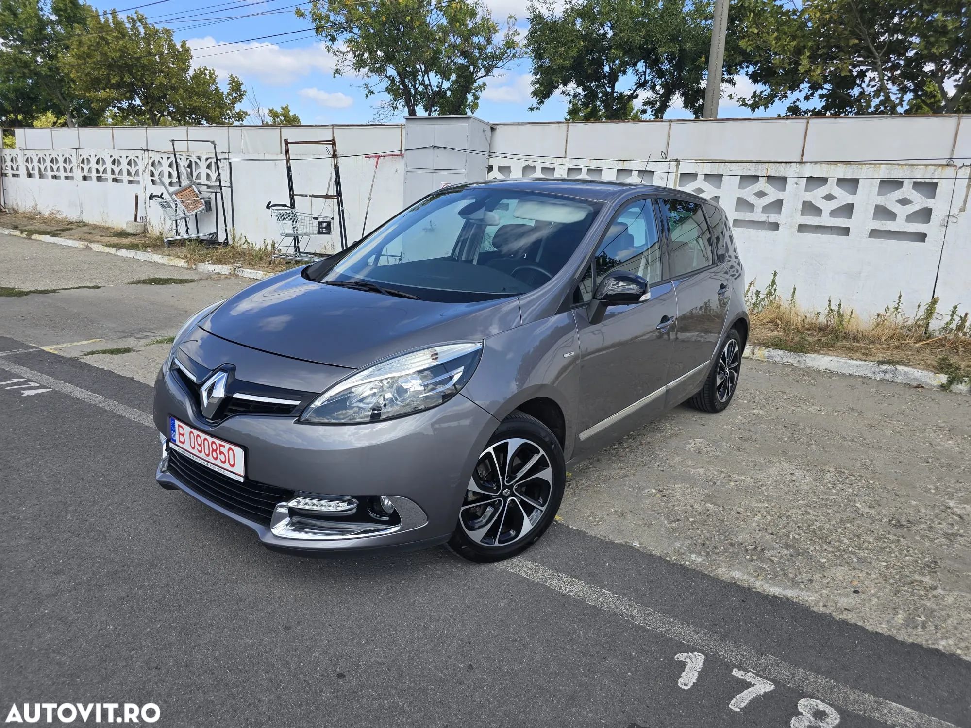 Renault Scenic ENERGY TCe 130 BOSE EDITION - 1
