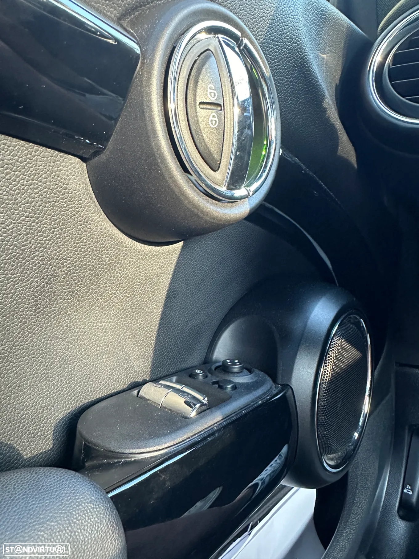 MINI 3 Portas Cooper S - 23