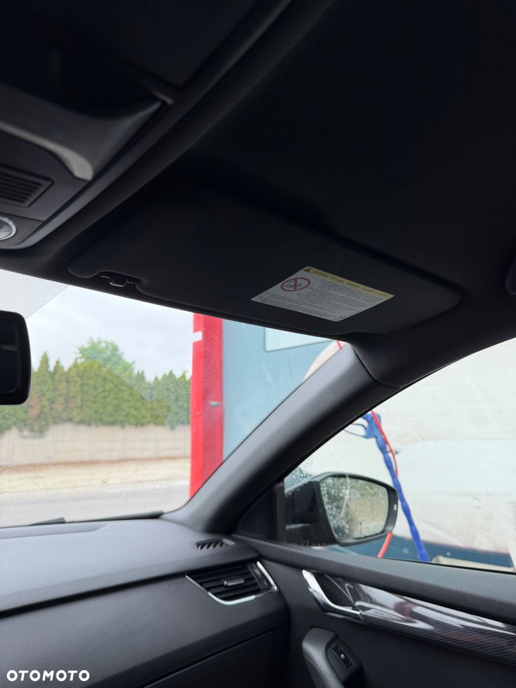 Skoda Octavia 2.0 TDI RS DSG - 8