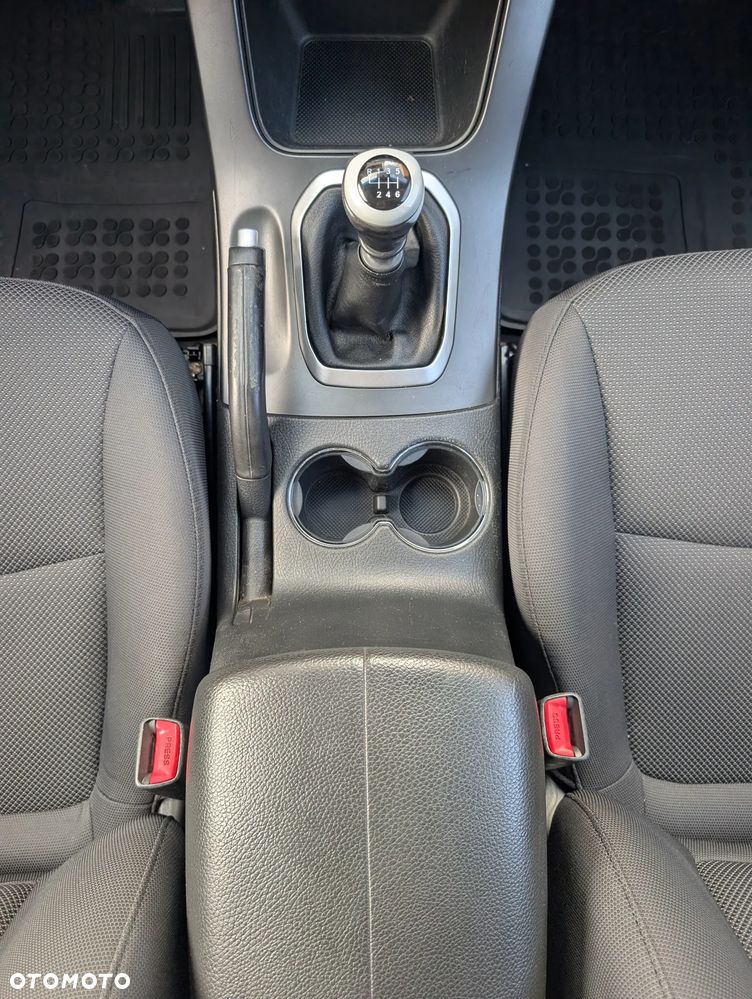 Kia Sorento 2.0 CRDI M - 30