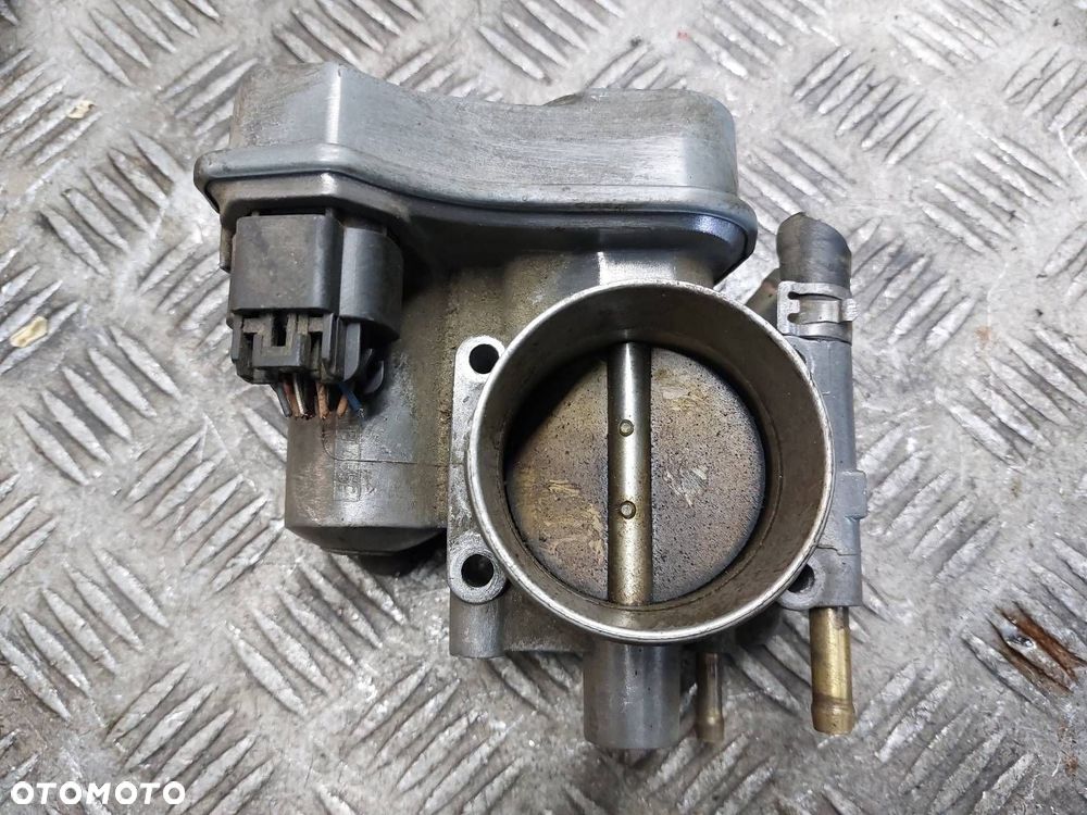 PRZEPUSTNICA OPEL VECTRA C 1.8 16V 09128518 - 1