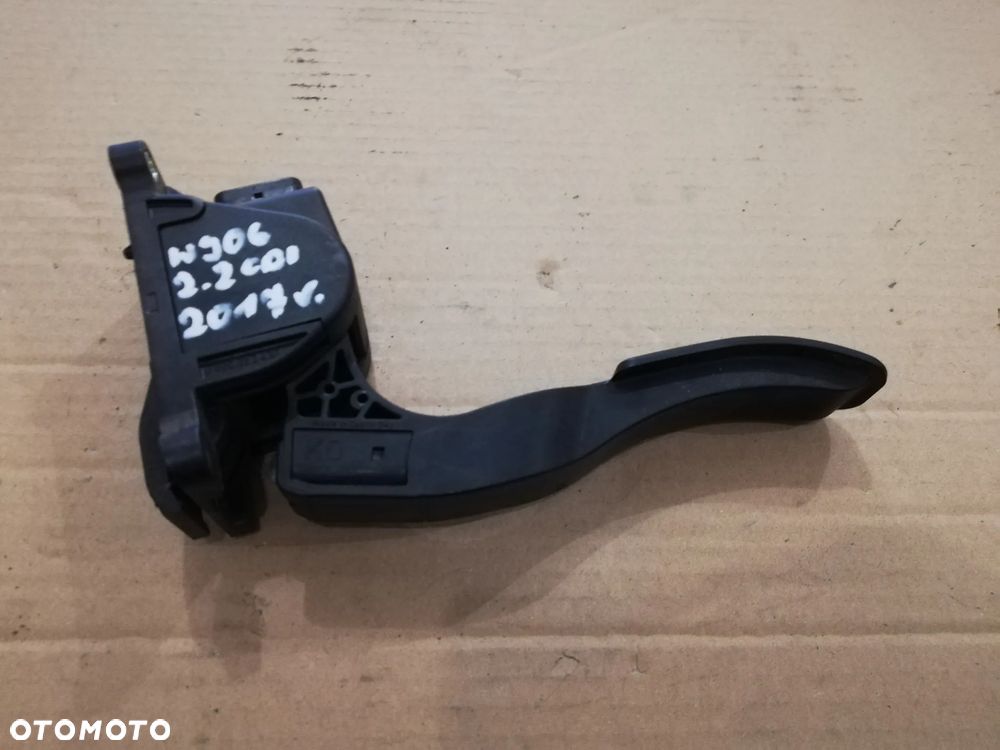 Pedał gazu Mercedes-Benz Sprinter W906 0280755025 - 1