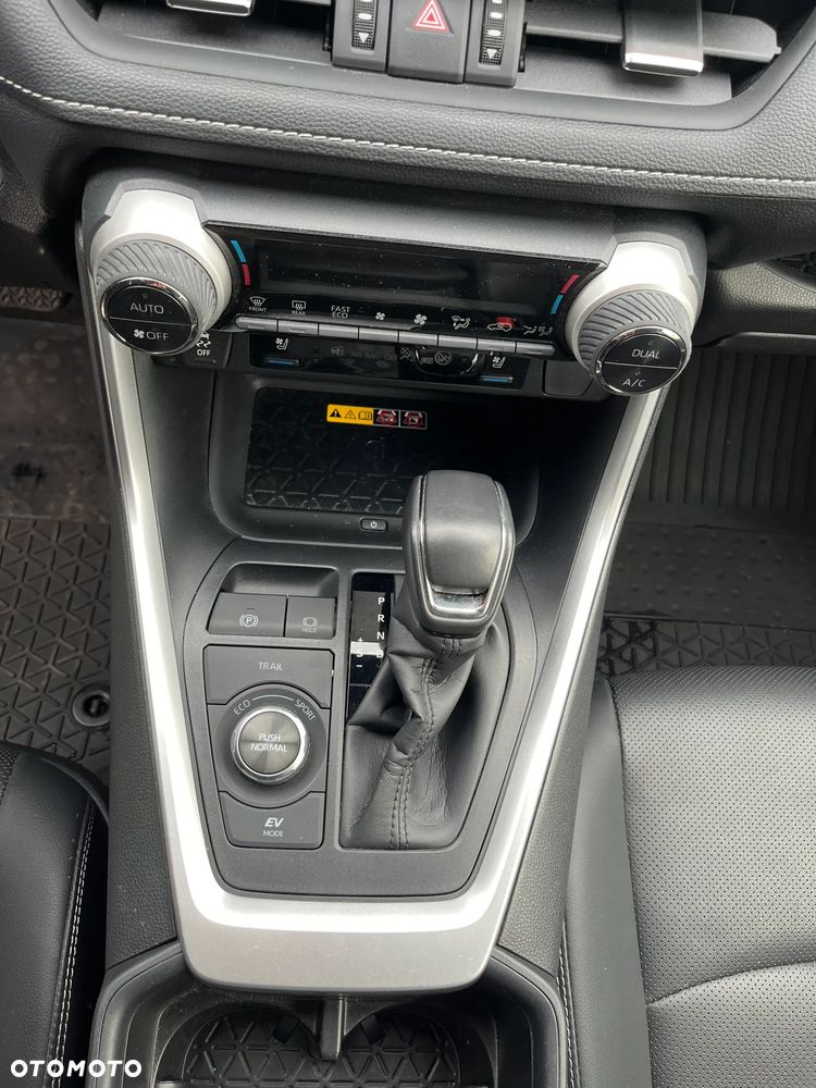 Toyota RAV4 2.5 Hybrid Executive 4x4 - 26