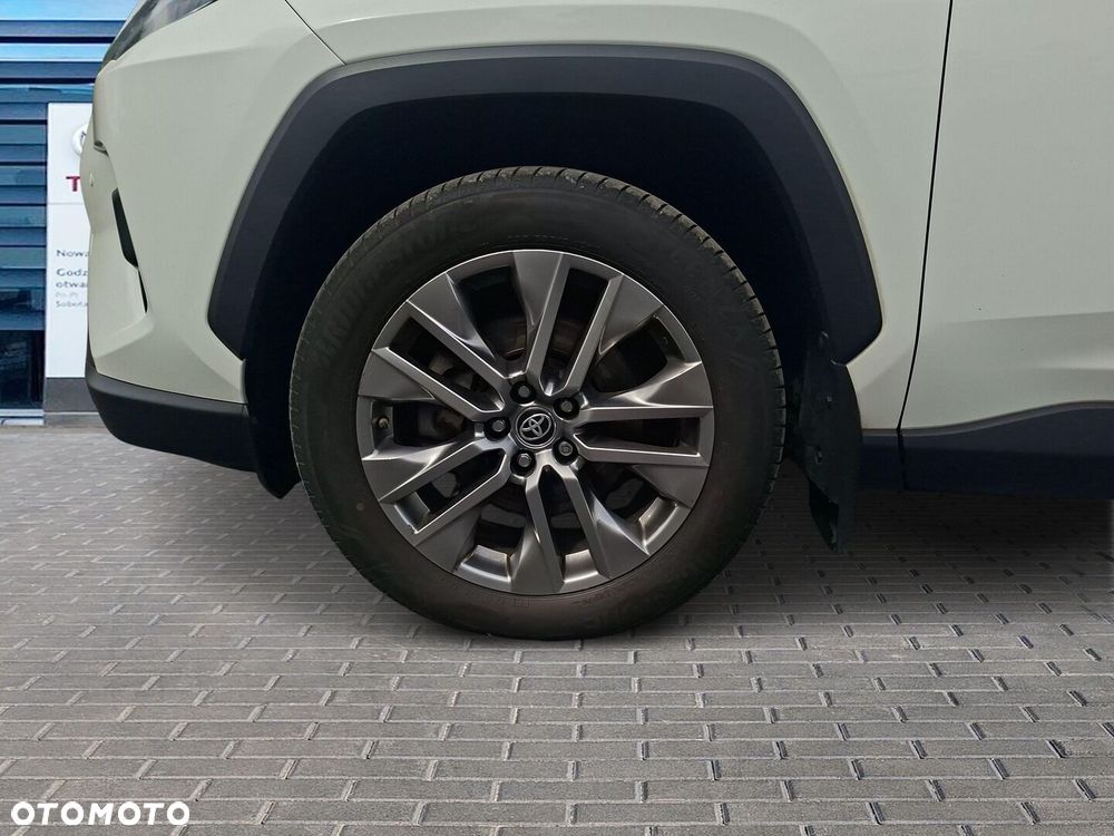 Toyota RAV4 - 28