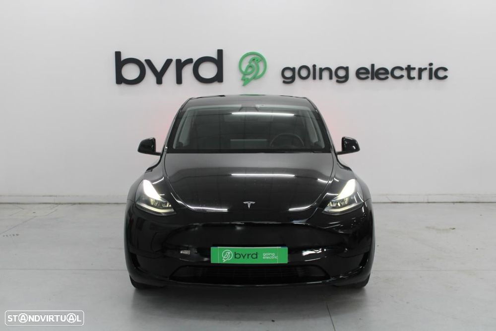 Tesla Model Y Standard - 2