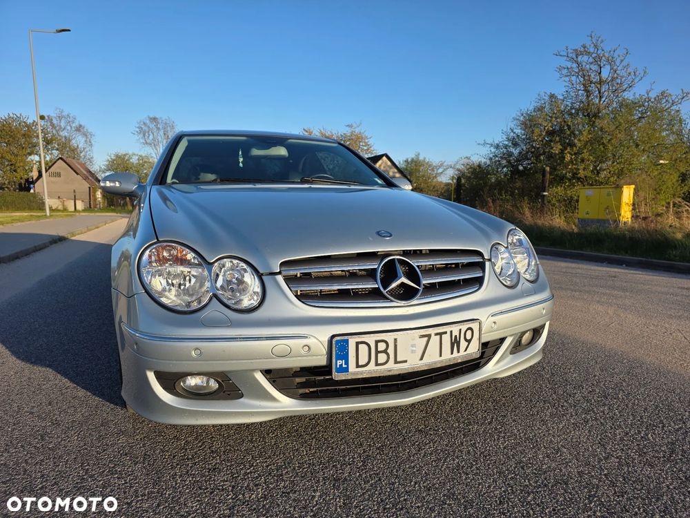 Mercedes-Benz CLK - 8