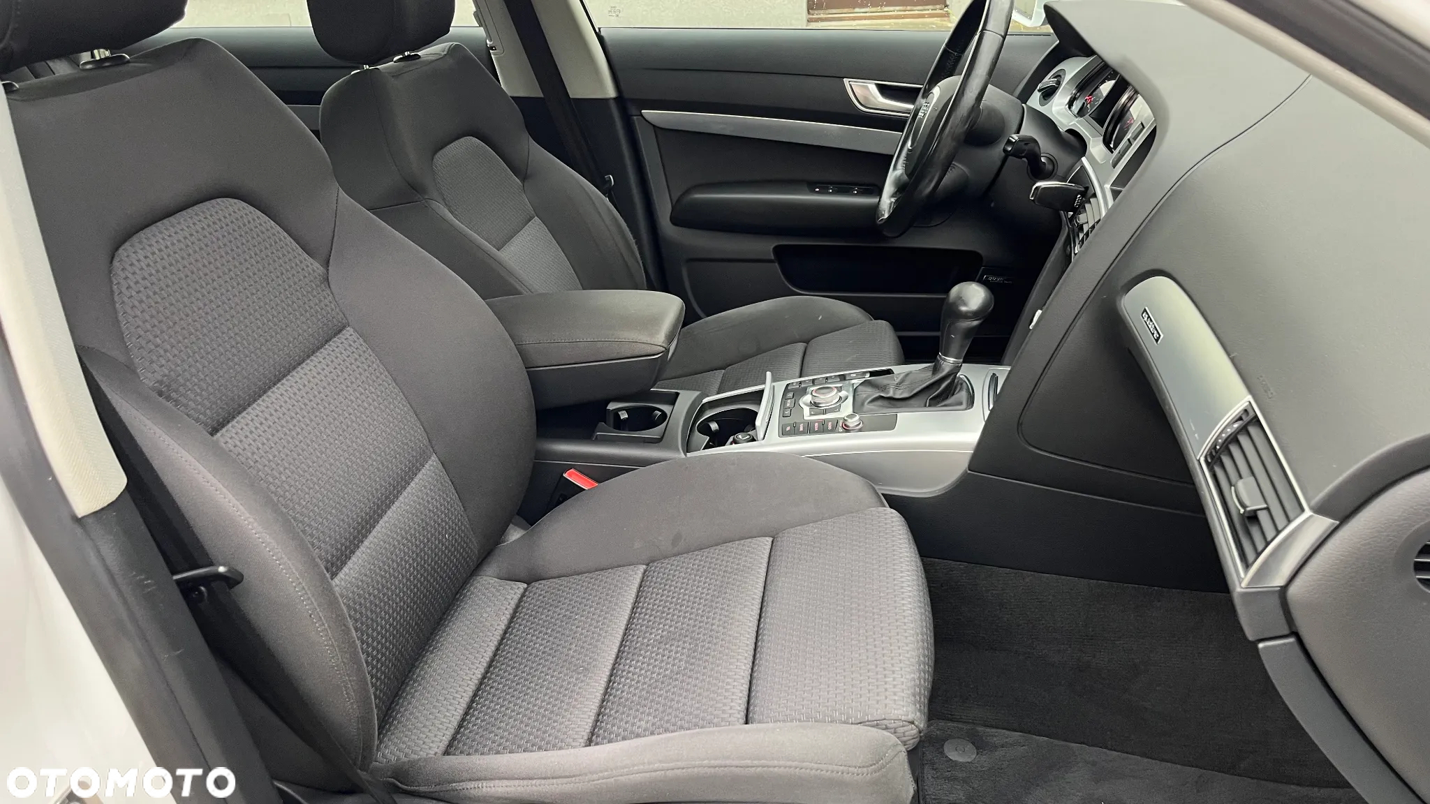 Audi A6 Avant 3.0 TDI DPF quattro tiptronic - 23