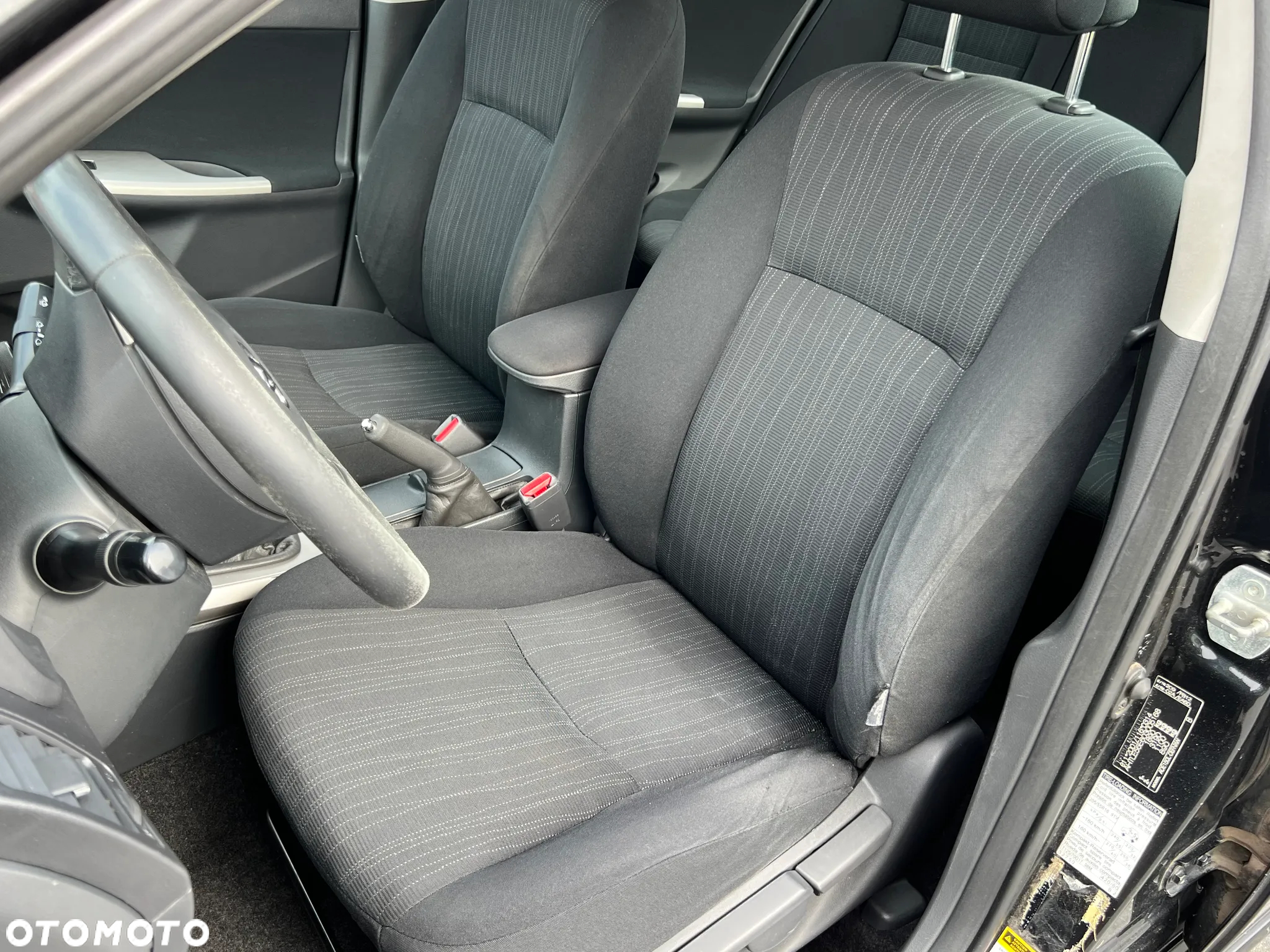 Toyota Corolla - 10