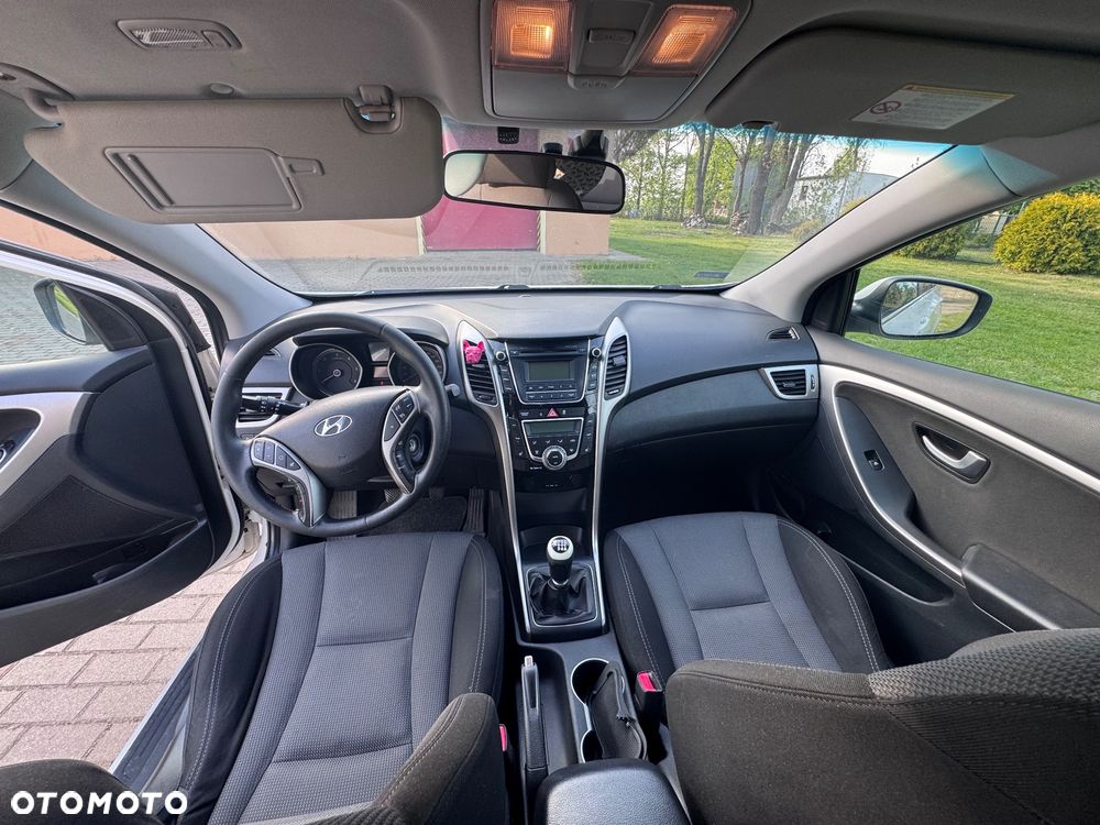 Hyundai i30 i30cw 1.6 CRDi Trend - 9
