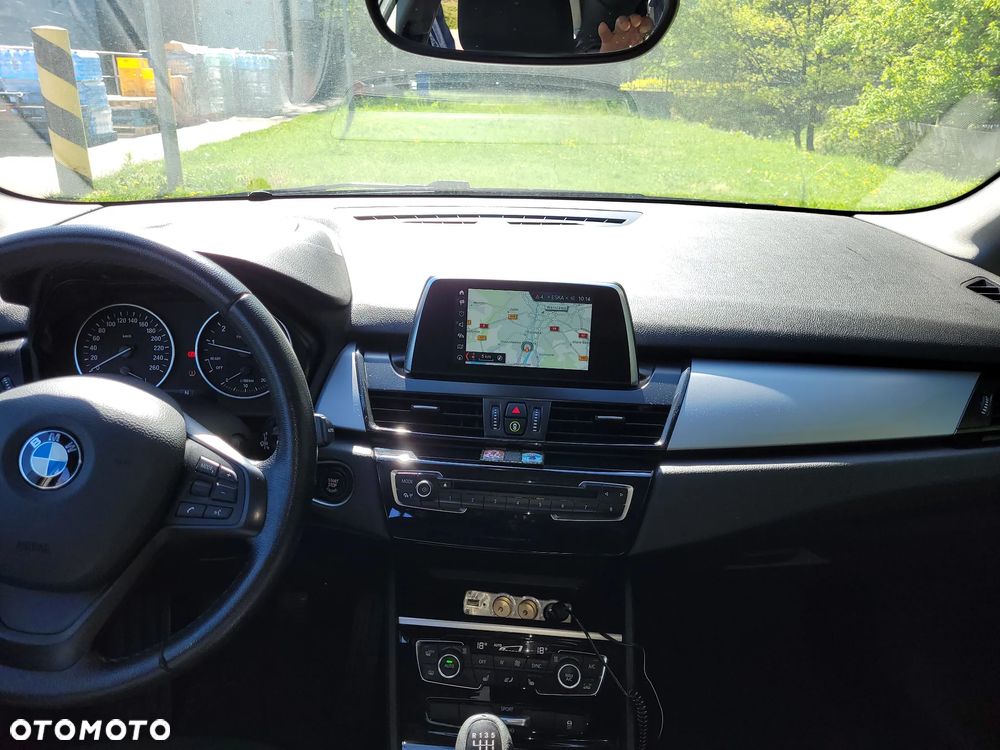 BMW Seria 2 218i Advantage - 12