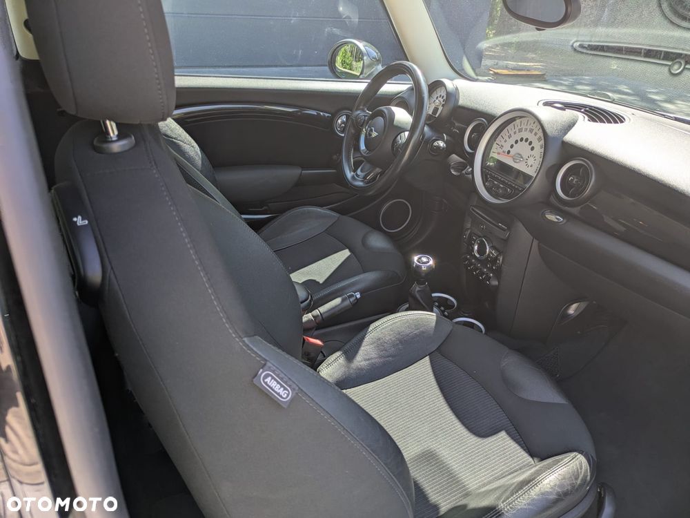 MINI Cooper S Standard - 12