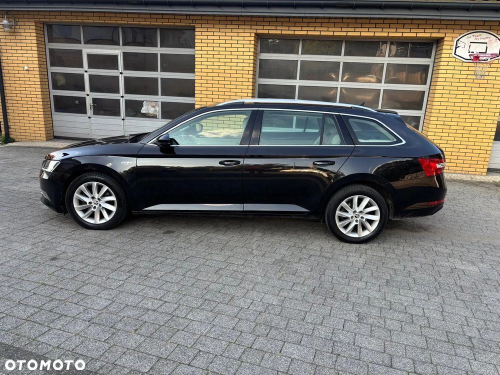 Skoda Superb 2.0 TDI L&K - 16