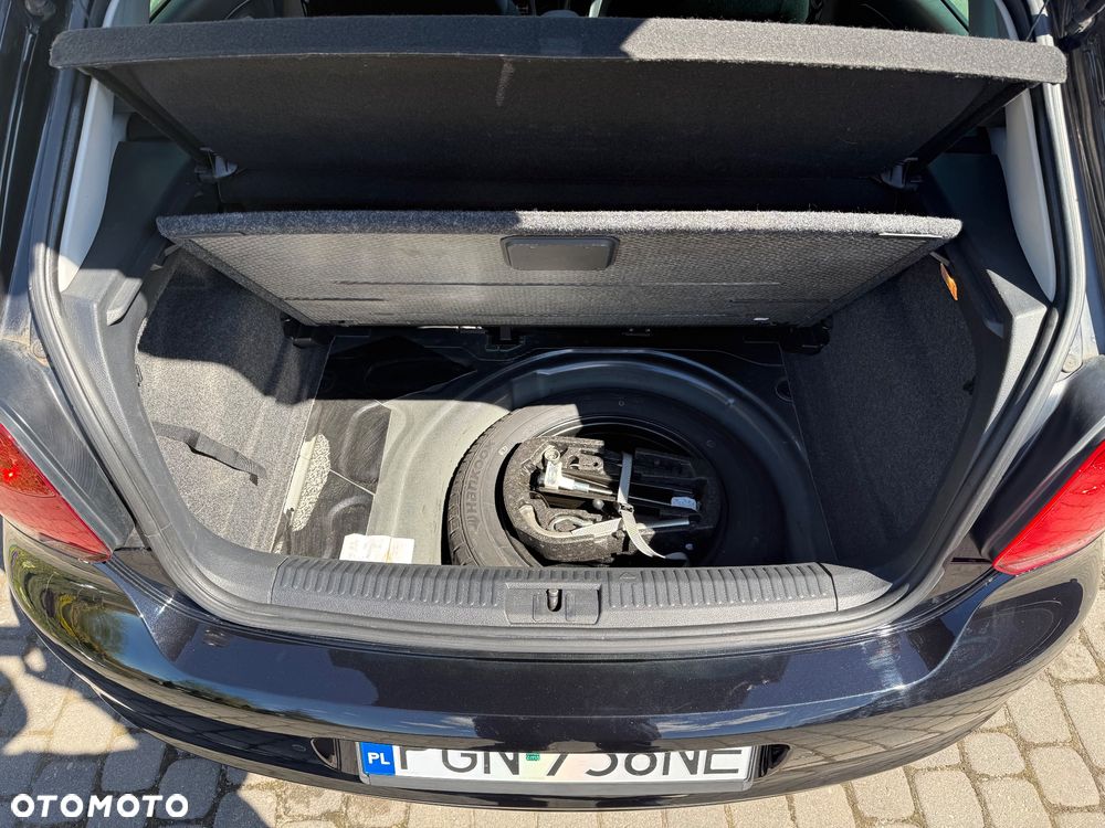 Volkswagen Polo 1.4 16V Highline - 17