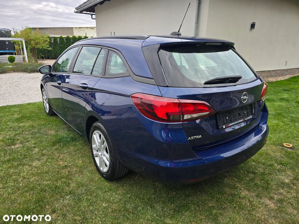 Opel Astra - 11