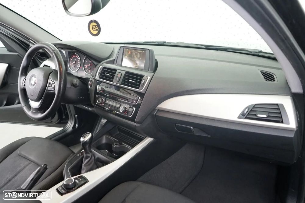 BMW 116 d Luxury Line - 16