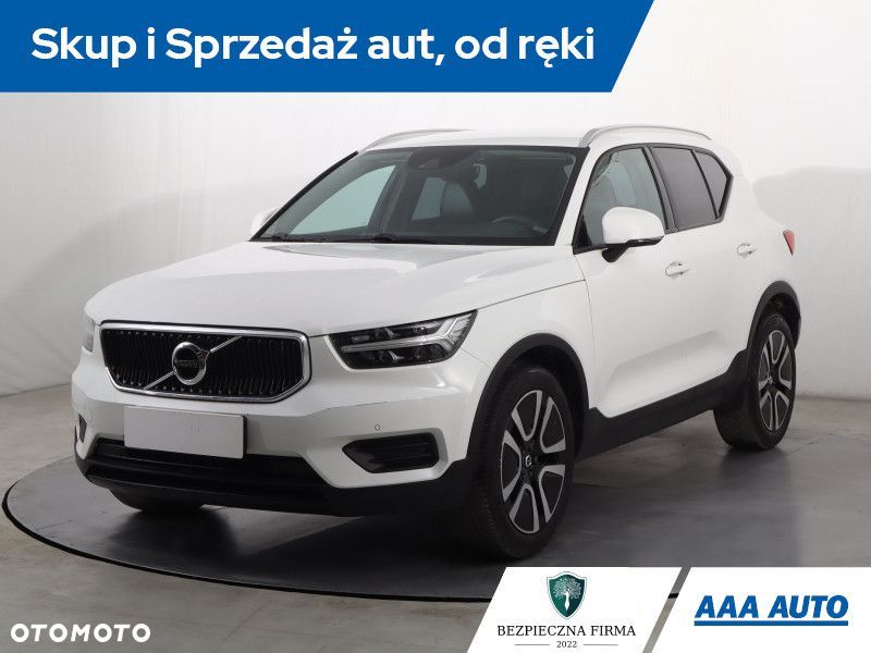 Volvo XC 40 - 3