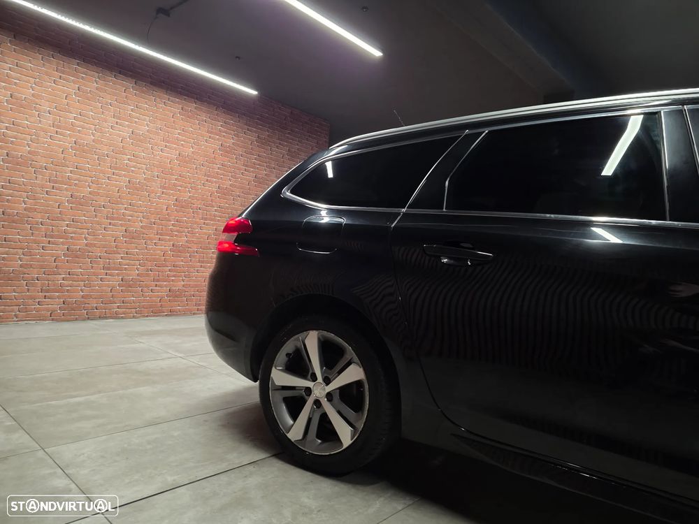 Peugeot 308 SW 1.5 BlueHDi GT Line EAT8 - 33