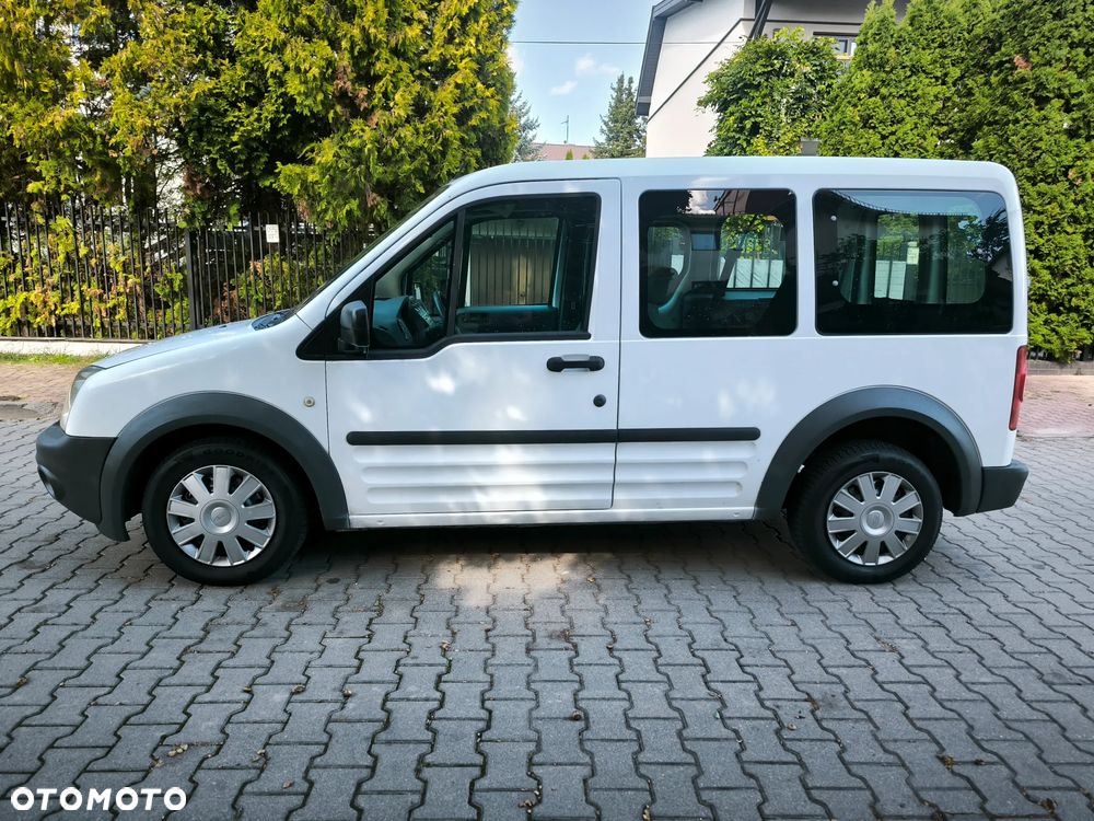 Ford Tourneo Connect - 11