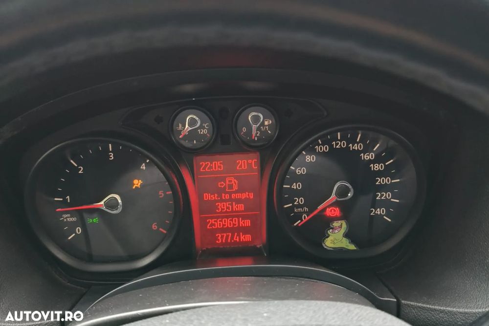 Ford Focus 1.6 TDCi DPF Titanium - 14