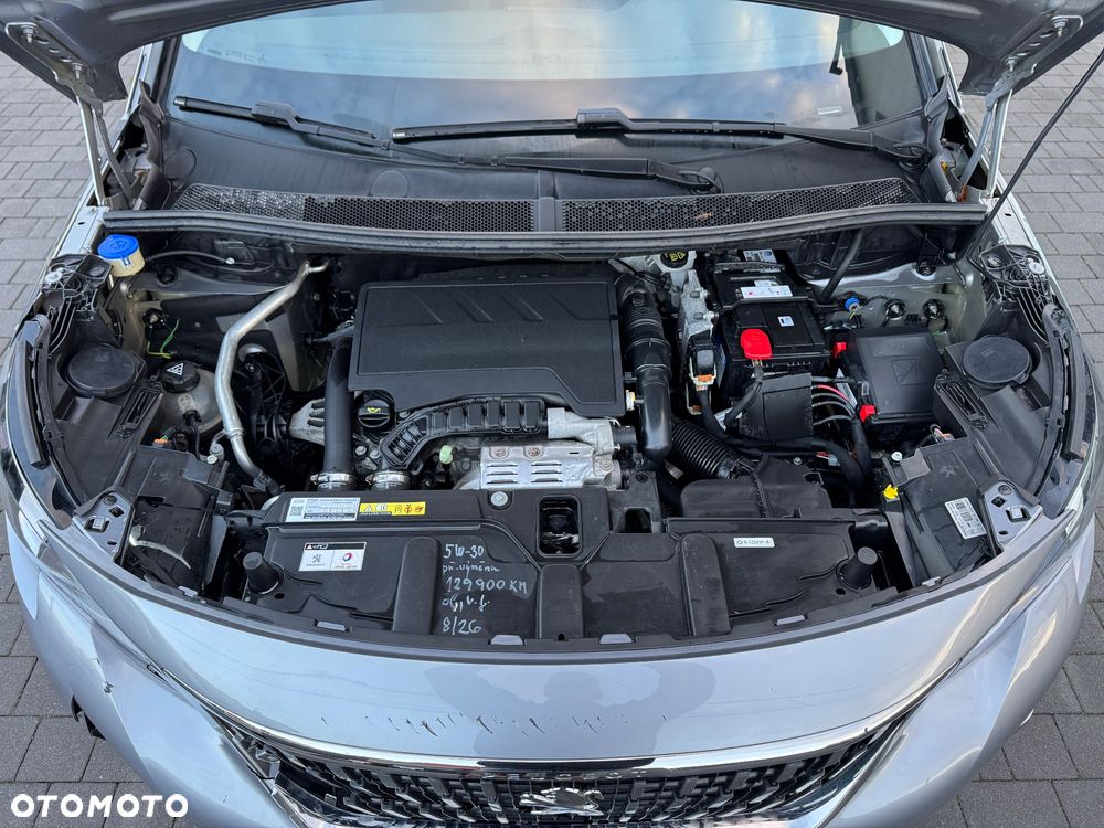 Peugeot 3008 PureTech 130 Stop & Start EAT6 Allure - 37