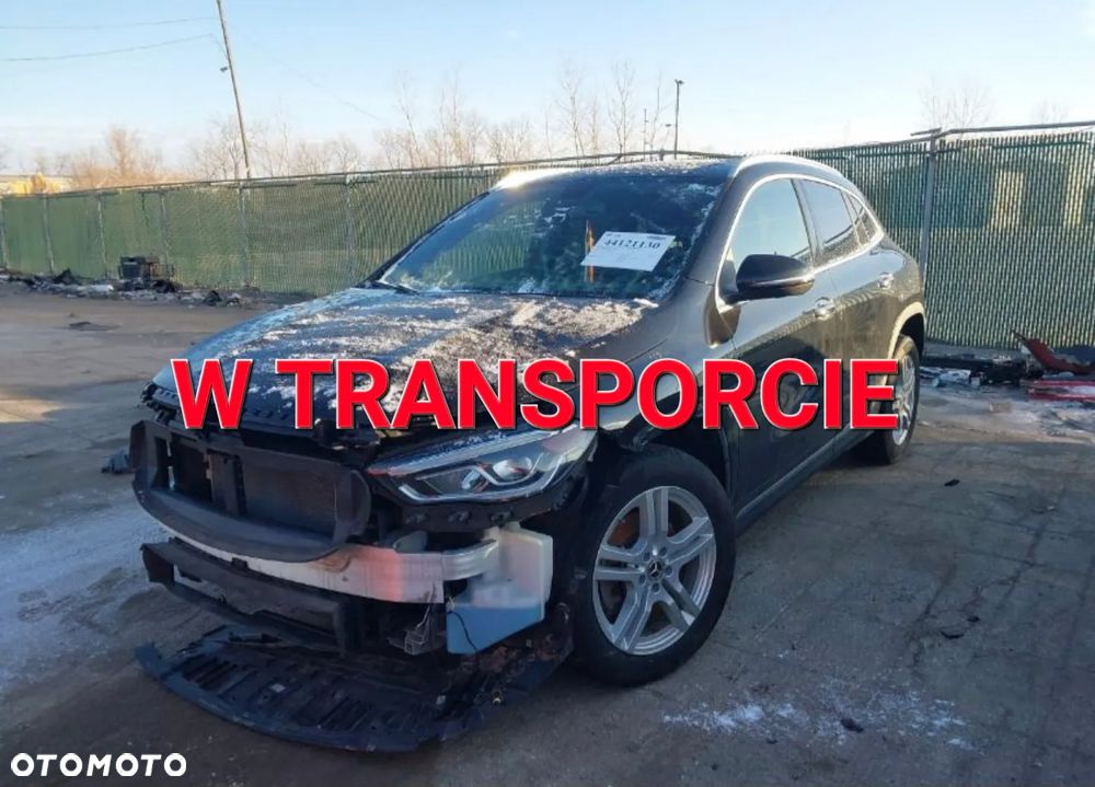 Mercedes-Benz GLA 250 4Matic 7G-DCT Urban - 1