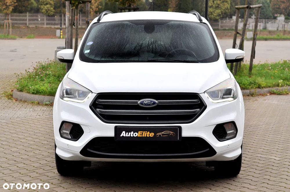 Ford Kuga 1.5 EcoBoost 2x4 ST-Line - 9