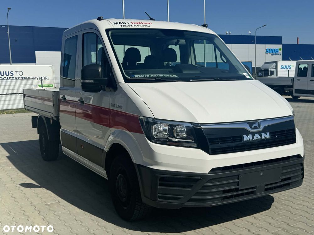 MAN TGE 3.140 DOKA 4X2 7-osobowa - 2