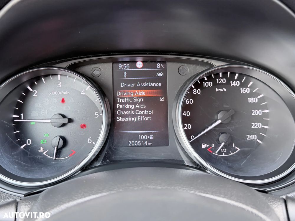 Nissan Qashqai 1.6 DCI ALL-MODE 4x4i TEKNA+ - 10