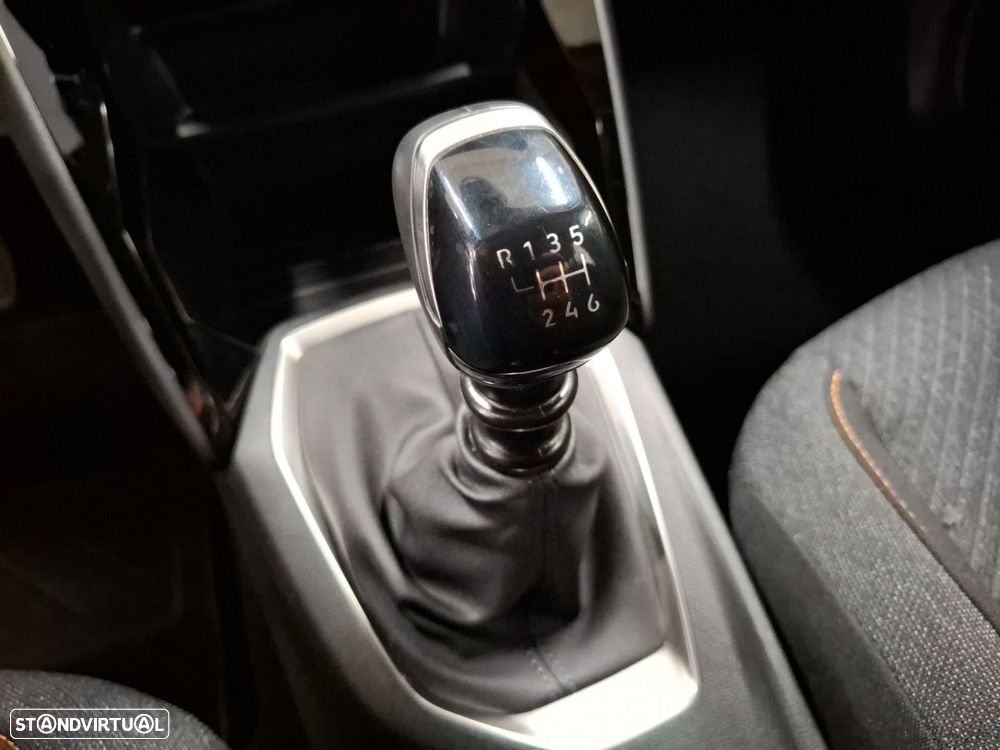 Peugeot 2008 1.2 PureTech Style - 18