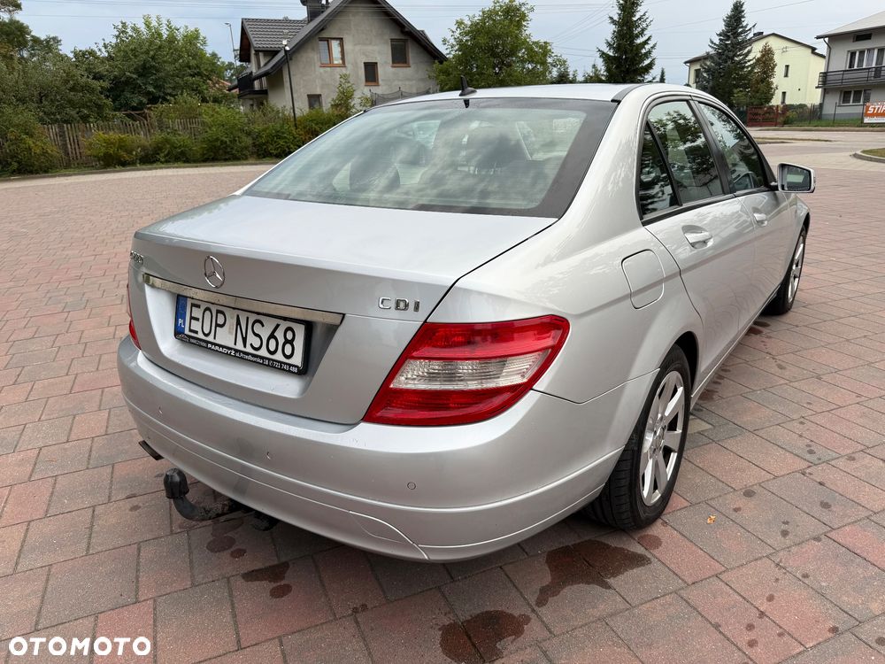 Mercedes-Benz Klasa C 220 CDI Elegance - 3