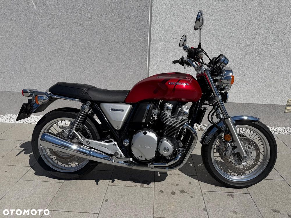 Honda CB - 1