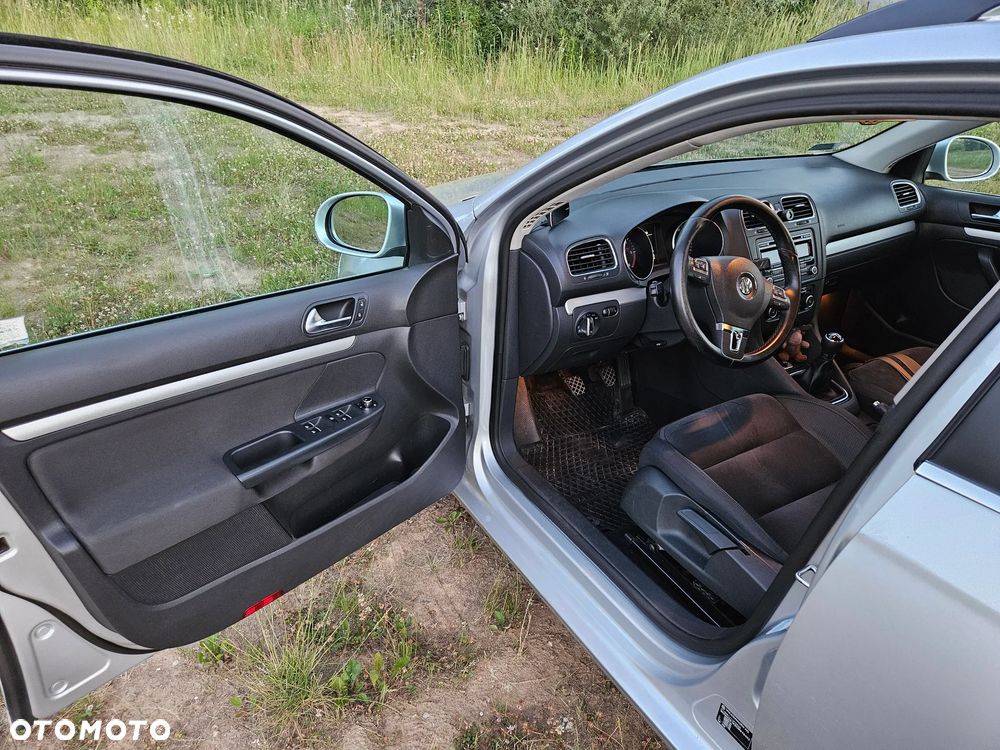 Volkswagen Golf 2.0 TDI Highline - 18
