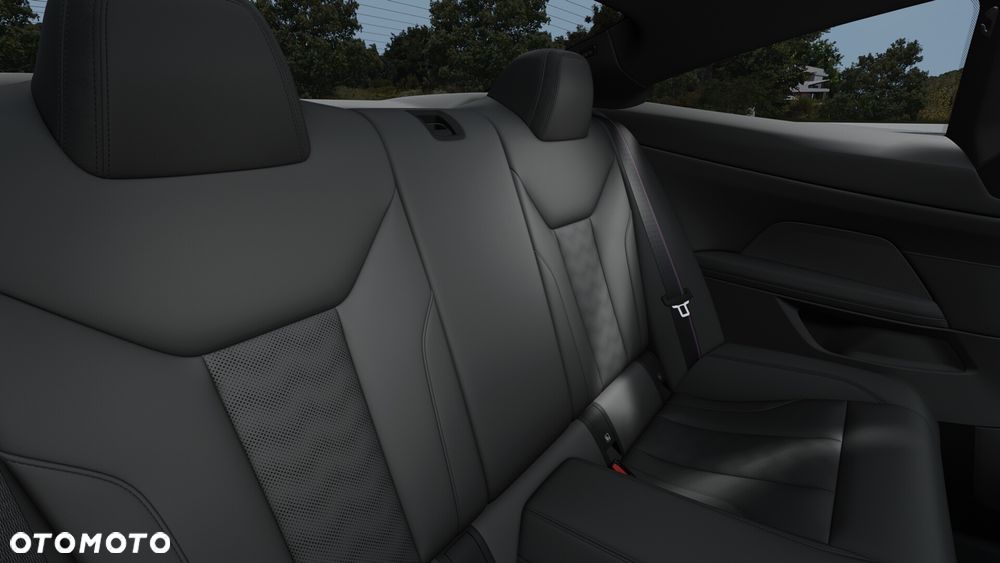 BMW M4 Competition M xDrive - 13