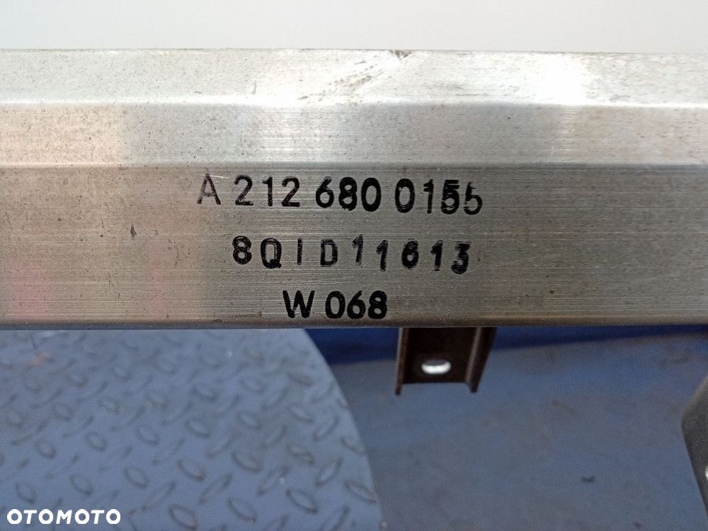 E KLASA W212 BELKA STELAŻ DESKI EU A2126800155 - 2