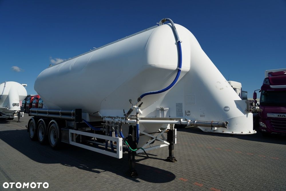 Feldbinder CEMENTONACZEPA / 5 KOMÓR / 40 000 L / SILOS / ALUFELGI - 1