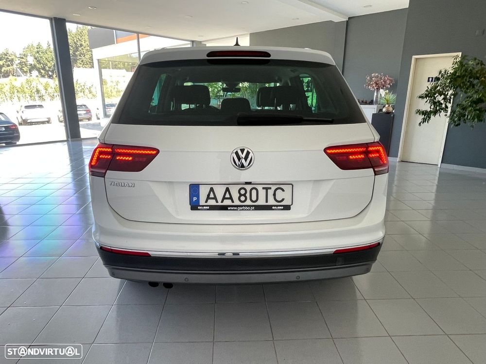 VW Tiguan 2.0 TDI Highline DSG - 5