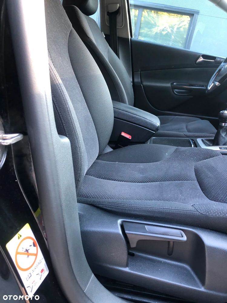 Volkswagen Passat 2.0 TDI 4Mot Comfortline - 9