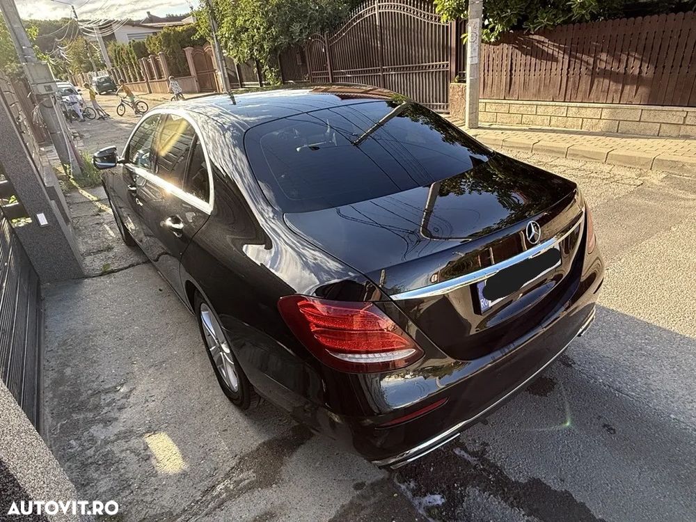Mercedes-Benz E 220 d 9G-TRONIC - 9