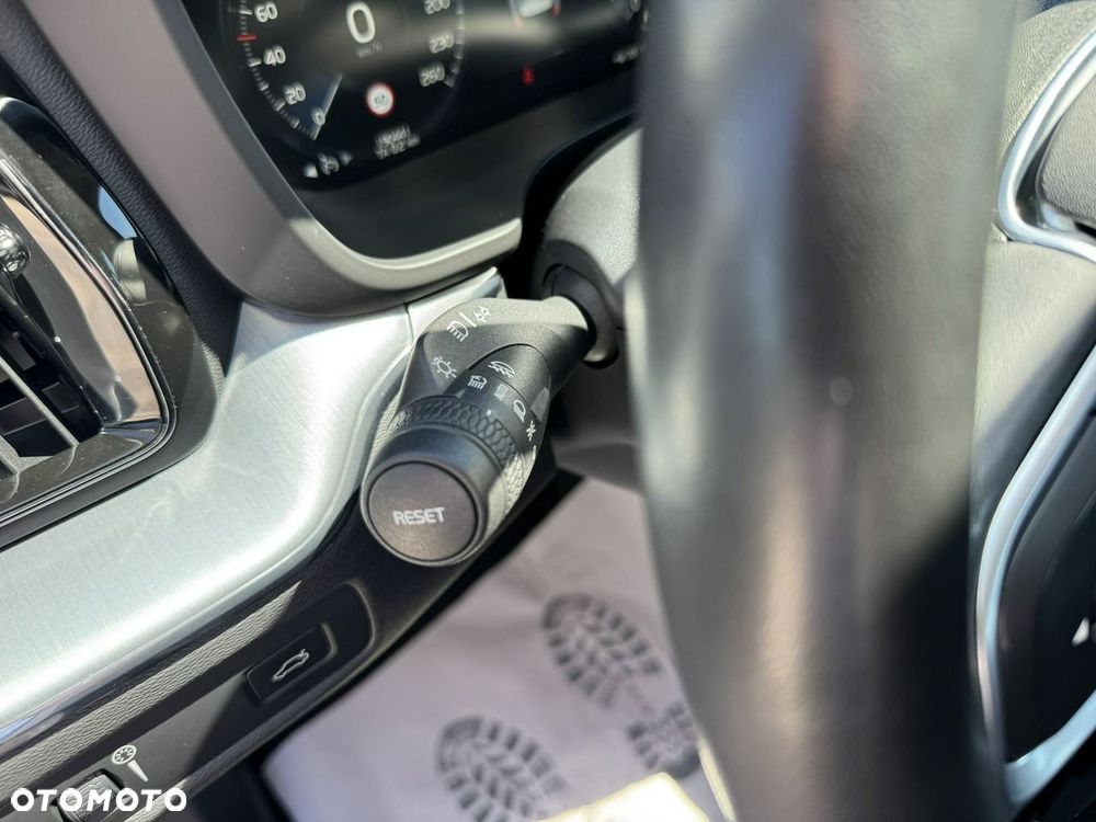 Volvo XC 60 - 26