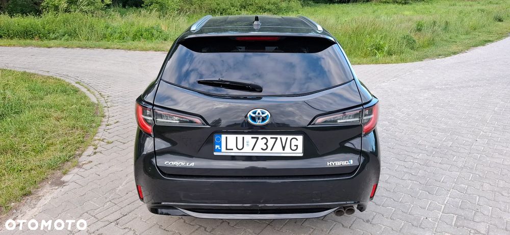 Toyota Corolla 2.0 Hybrid Executive - 9