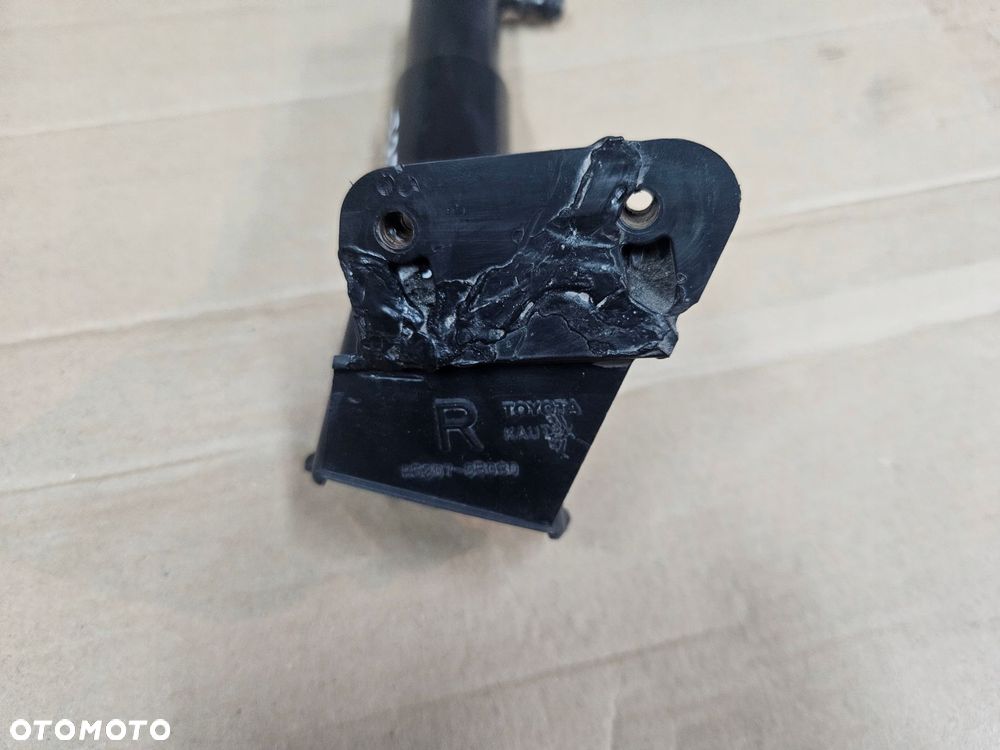 toyota avensis t27 09-12 spryskiwacz reflektora prawy - 3