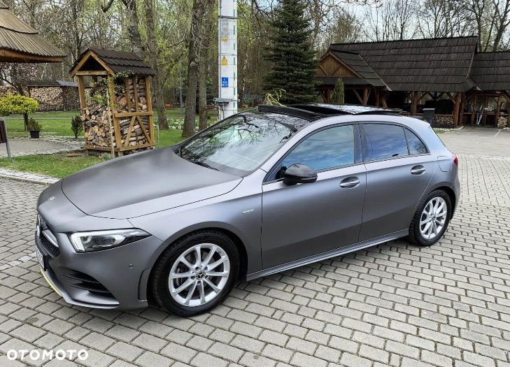 Mercedes-Benz Klasa A 200 Edition 1 - 37