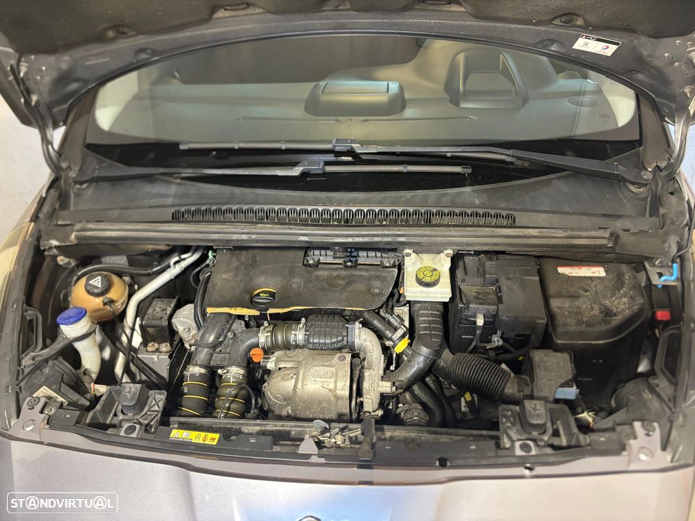 Peugeot 5008 BlueHDI 120 EAT6 Stop & Start Allure - 17