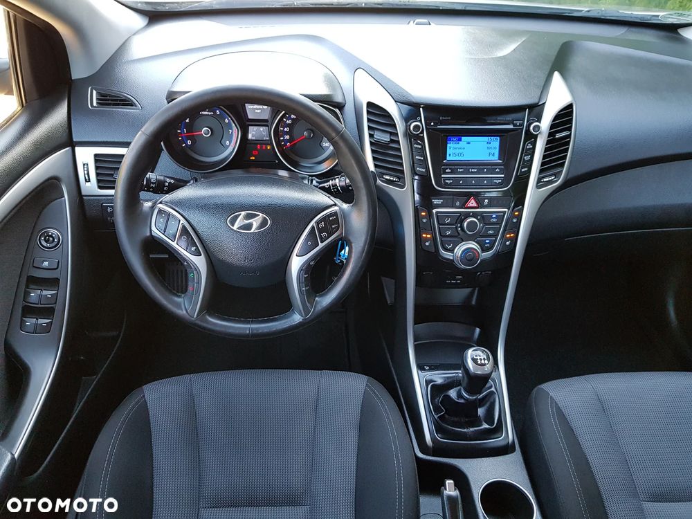 Hyundai i30 1.4 BlueDrive Base - 24