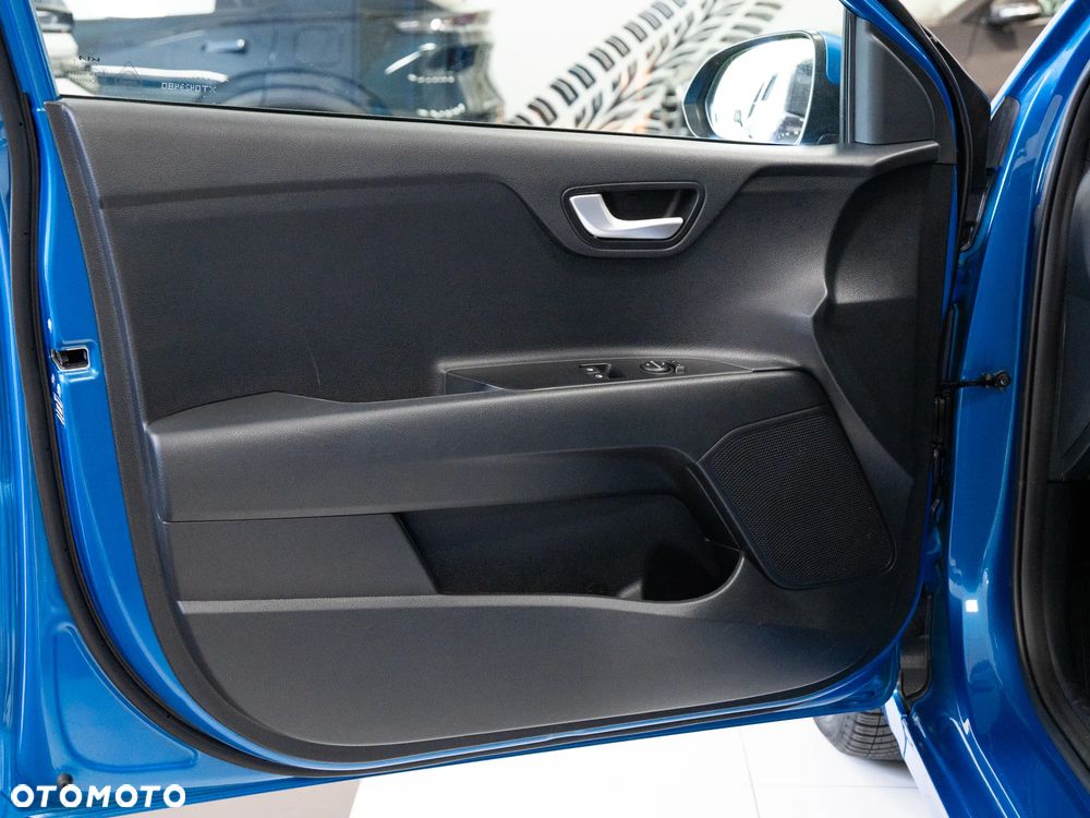Kia Rio 1.2 L - 13