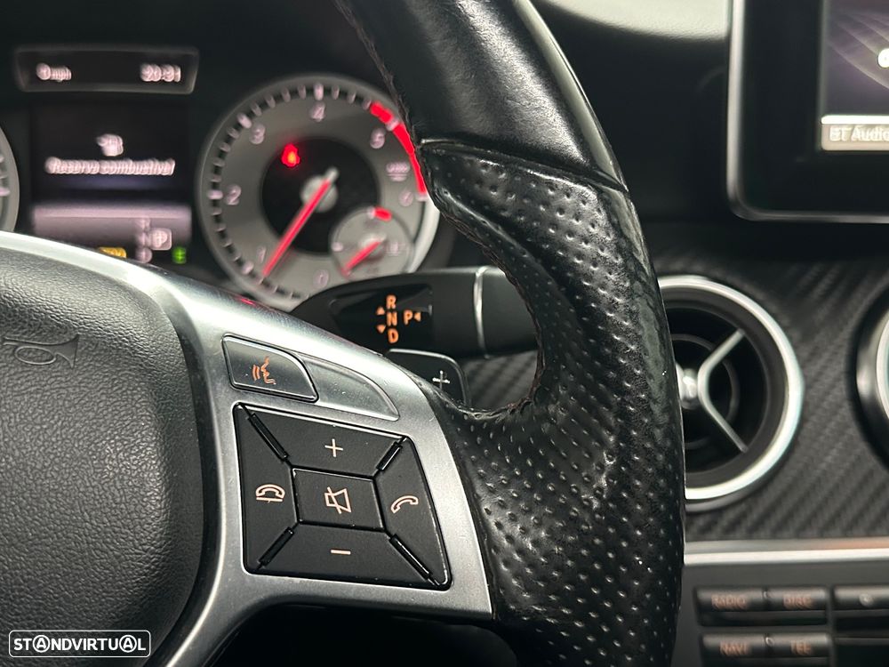 Mercedes-Benz A 200 CDi BE AMG Line - 24