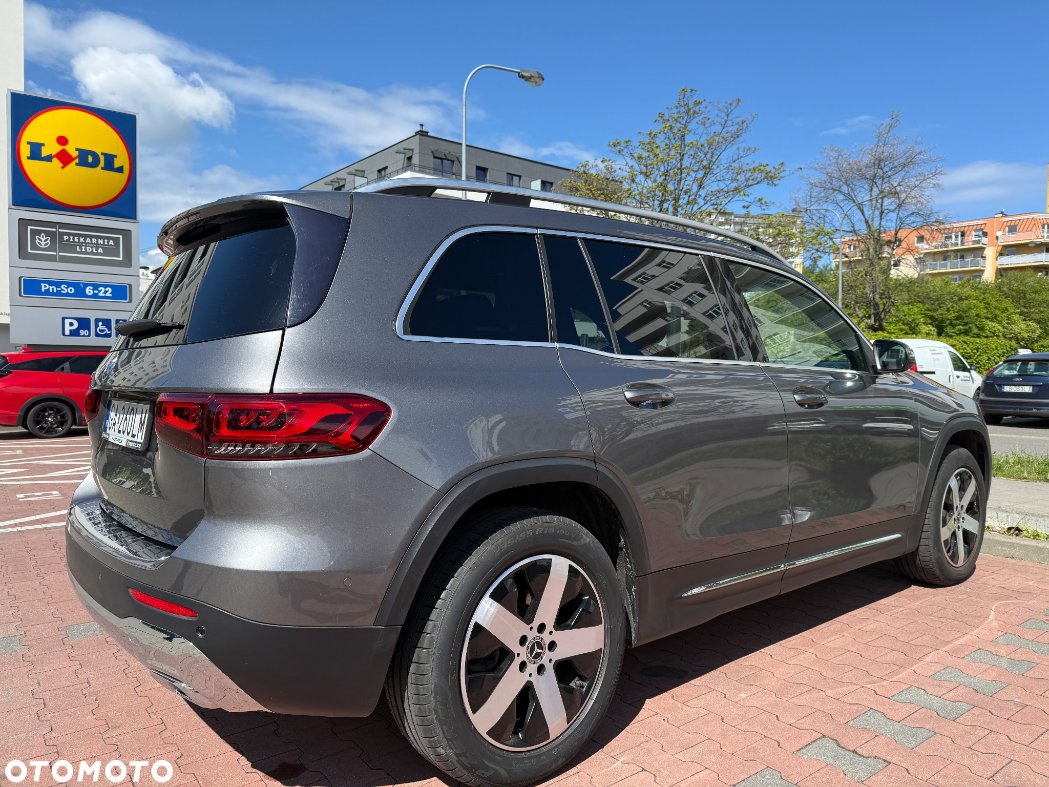 Mercedes-Benz GLB 200 d Progressive 8G-DCT - 3